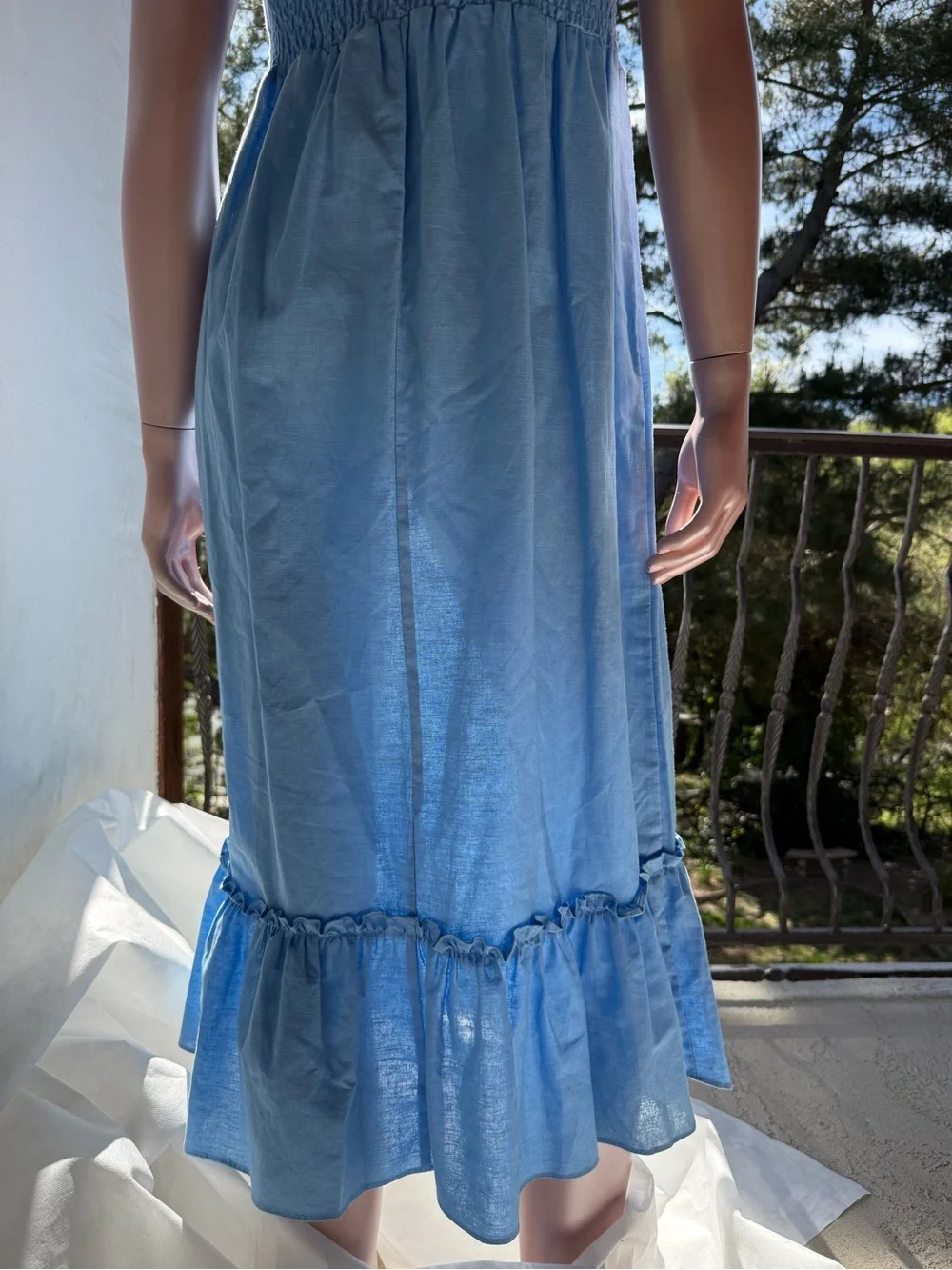 Linen summer dress Deluc. Blue smocked empire waist - Canadian sz XS S M L‎